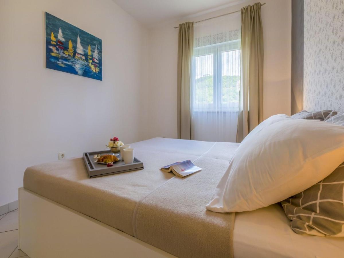 Apartments Rabbit Crikvenica Exterior foto