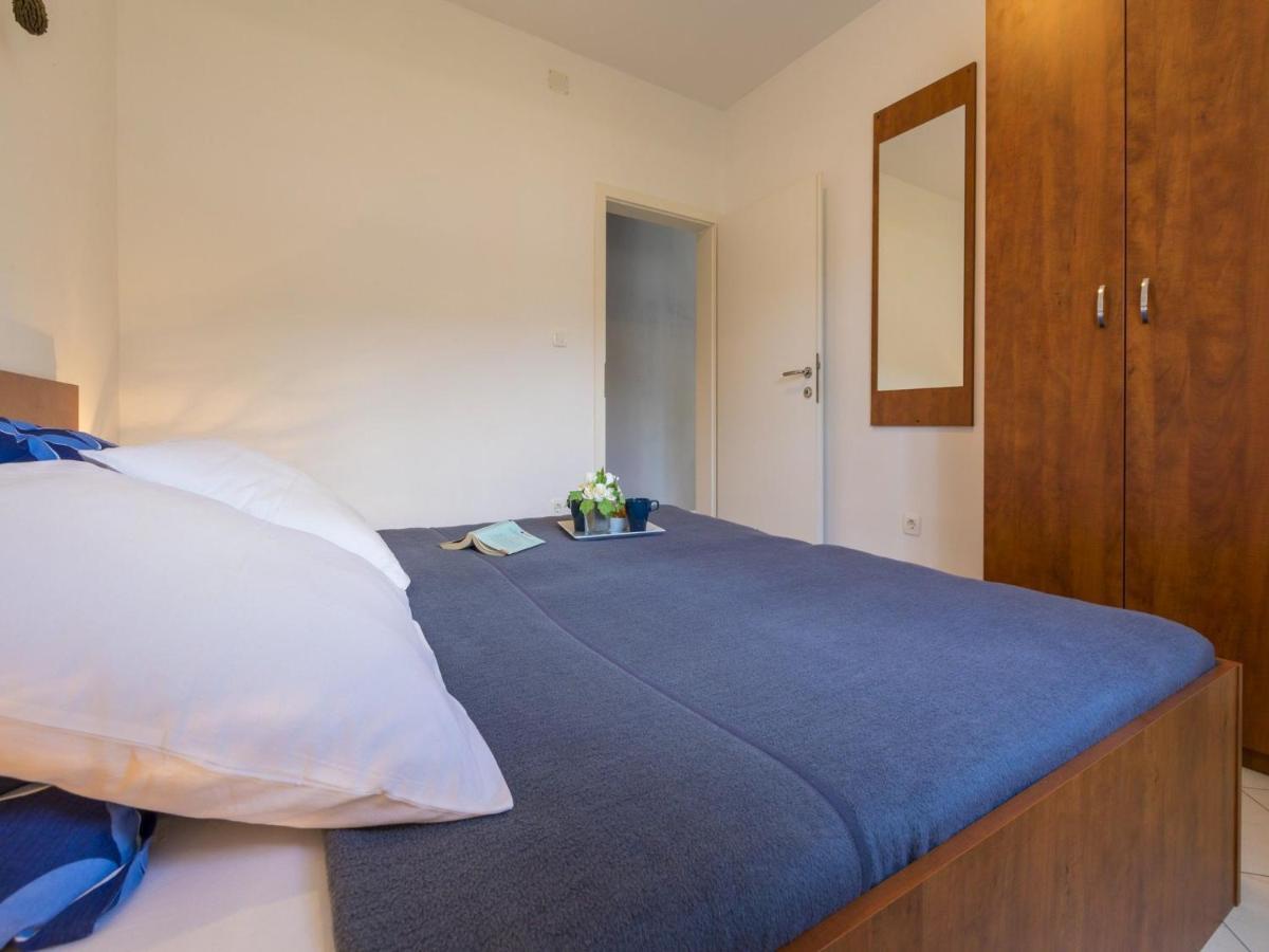 Apartments Rabbit Crikvenica Exterior foto